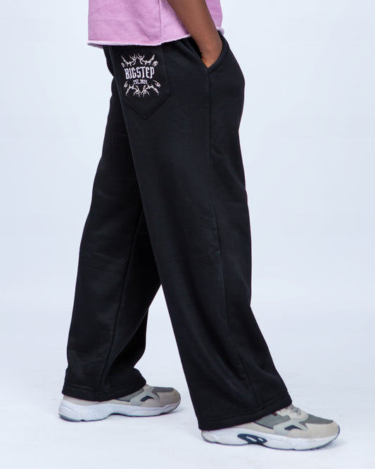 Big Step Joggers in Black