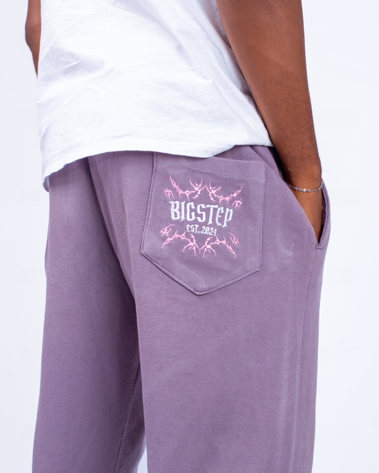 Big Step Joggers in Soft Purple